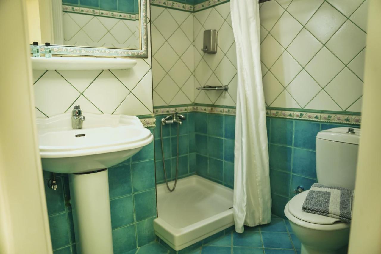 Archontiko Eleni Hotel Ándros Habitación foto